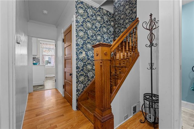 416 5th St, Oakmont, PA 15139