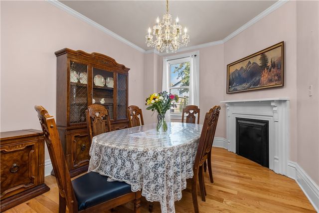 416 5th St, Oakmont, PA 15139