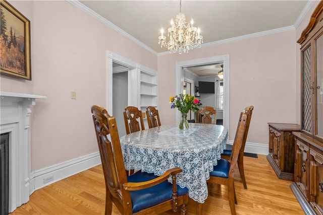 416 5th St, Oakmont, PA 15139