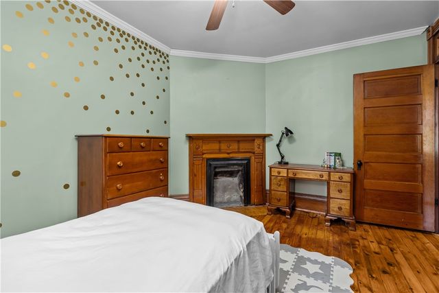 416 5th St, Oakmont, PA 15139