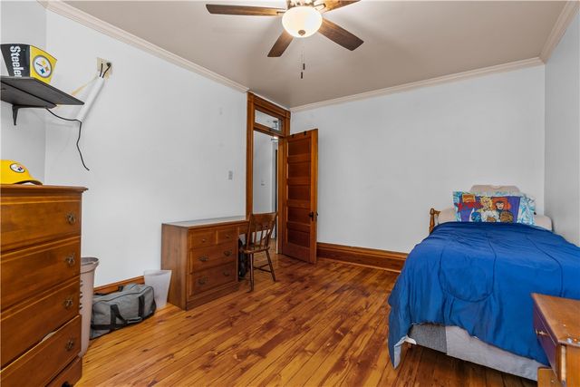 416 5th St, Oakmont, PA 15139