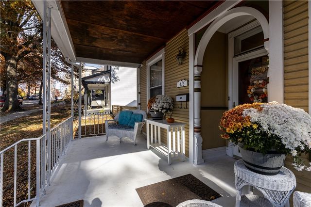 416 5th St, Oakmont, PA 15139