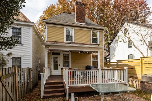 416 5th St, Oakmont, PA 15139