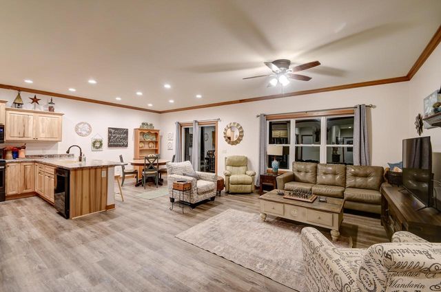 430 Emerald COURT, Kewaskum, WI 53040