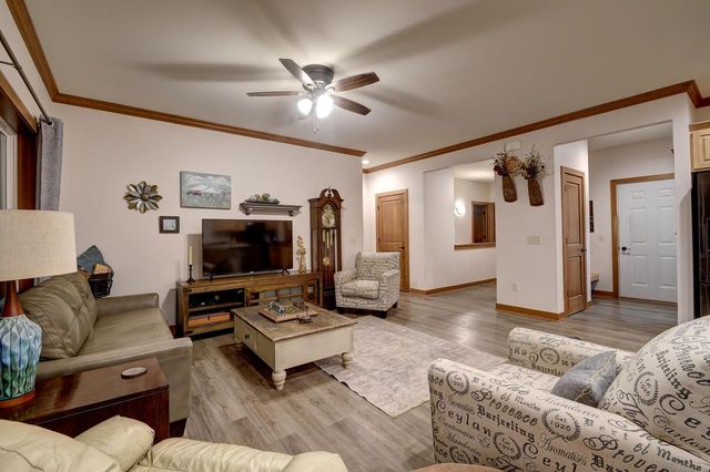 430 Emerald COURT, Kewaskum, WI 53040