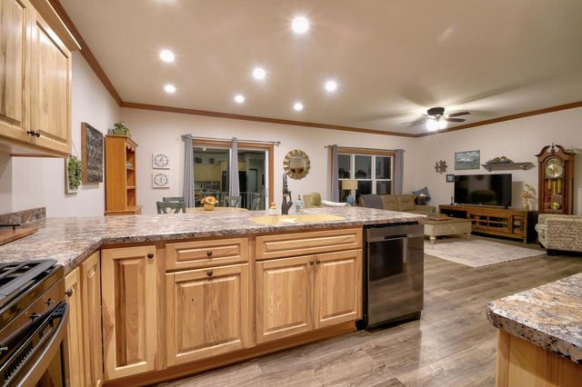 430 Emerald COURT, Kewaskum, WI 53040