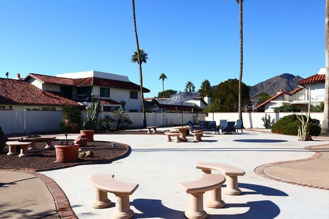 5804 N Scottsdale Road, Paradise Valley, AZ 85253