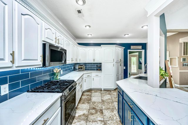 106 Lee Street, Summerville, SC 29485