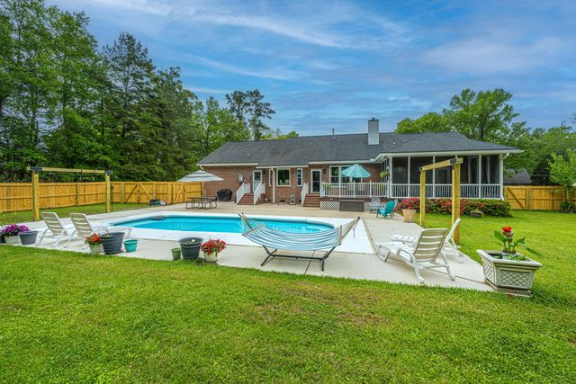106 Lee Street, Summerville, SC 29485