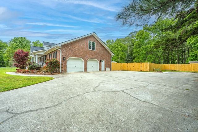 106 Lee Street, Summerville, SC 29485