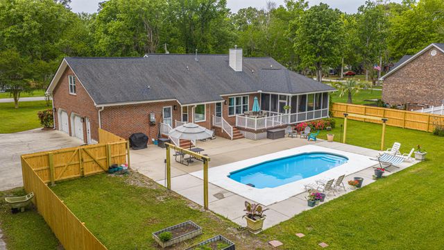 106 Lee Street, Summerville, SC 29485