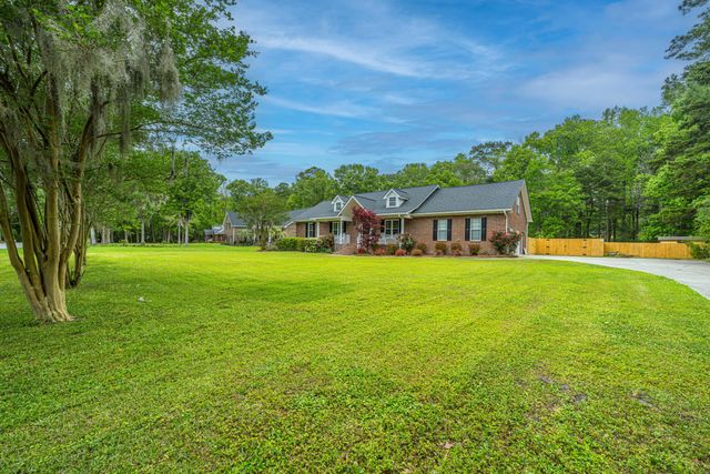 106 Lee Street, Summerville, SC 29485