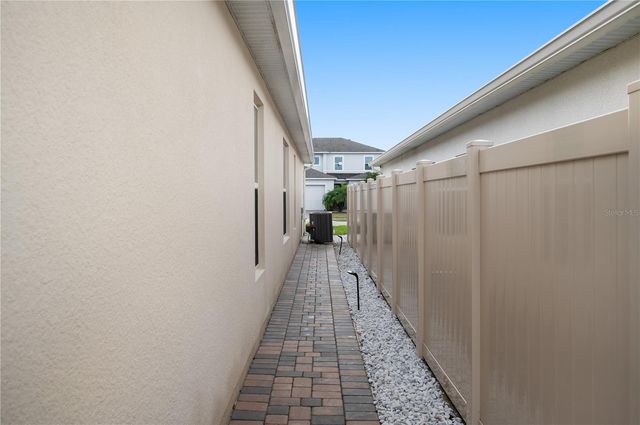 2887 PARKFIELD ROAD, St Cloud, FL 34772