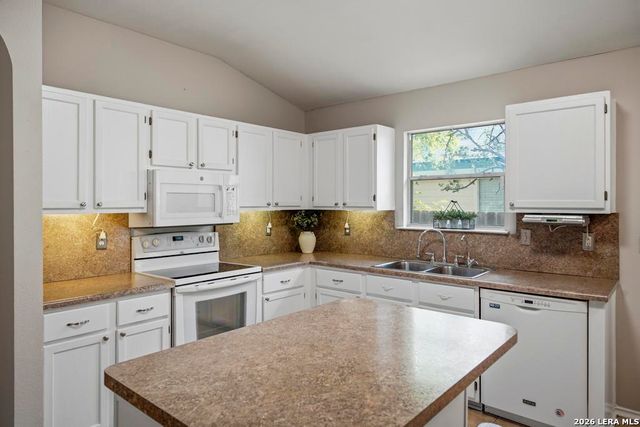 14342 Markham Ln, San Antonio, TX 78247