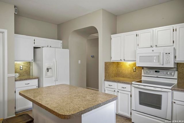 14342 Markham Ln, San Antonio, TX 78247