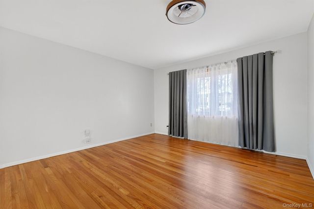 18 Cardinal Drive, Poughkeepsie, NY 12601