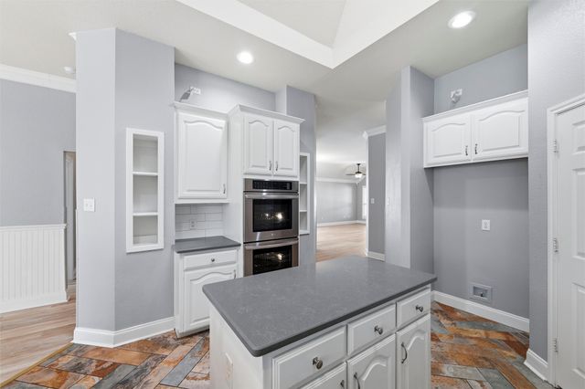 5867 Grayco Drive, Grand Prairie, TX 75052