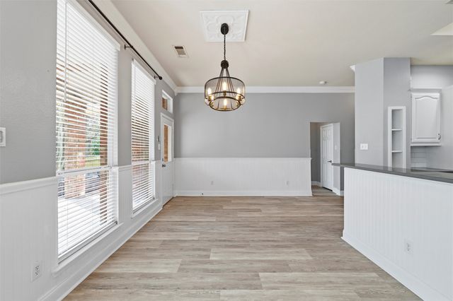 5867 Grayco Drive, Grand Prairie, TX 75052