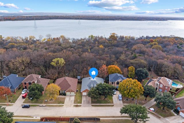 5867 Grayco Drive, Grand Prairie, TX 75052