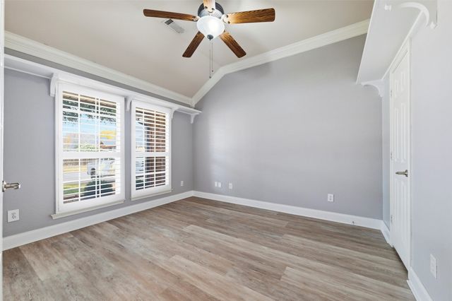 5867 Grayco Drive, Grand Prairie, TX 75052