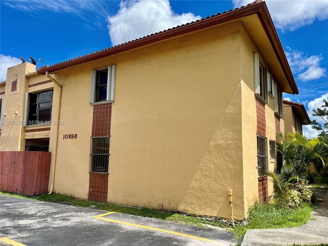 10893 NW 7th St 23-27, Miami, FL 33172