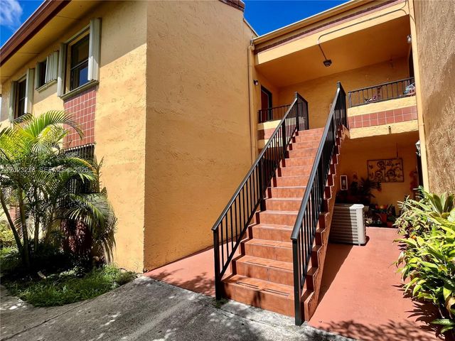 10893 NW 7th St 23-27, Miami, FL 33172