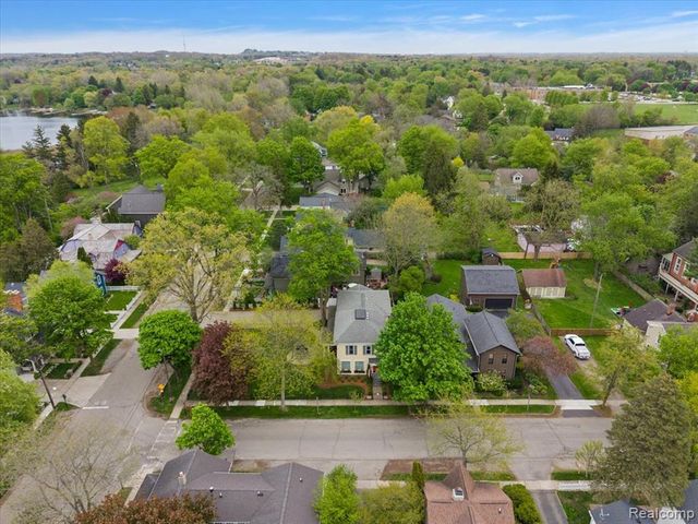 7 Buffalo Street, Clarkston, MI 48346