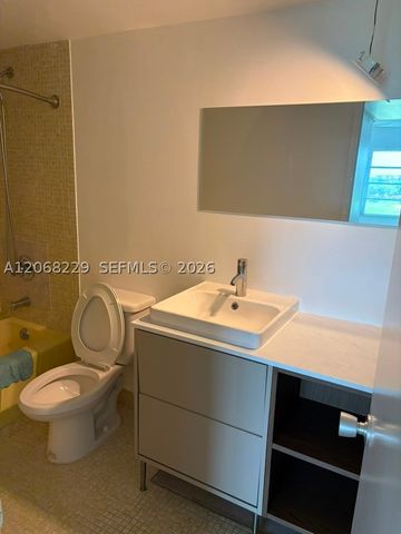 3050 N Palm Aire Dr 707, Pompano Beach, FL 33069