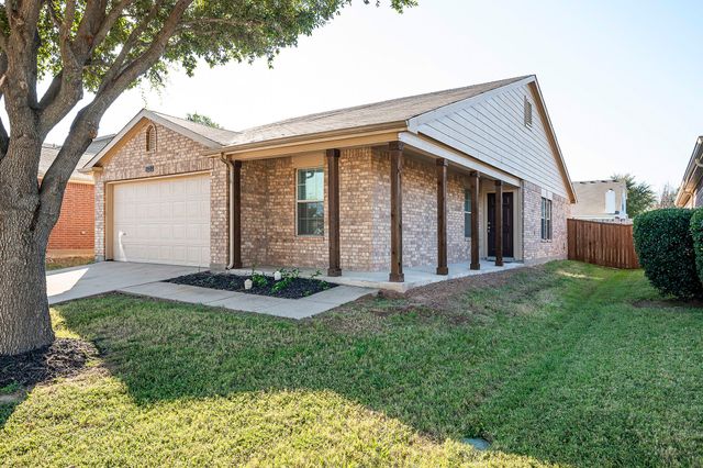 8924 King Ranch Drive, Cross Roads, TX 76227