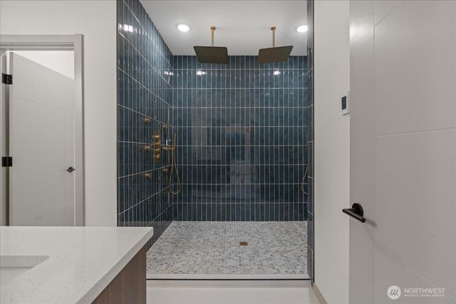 4104 49th Avenue SW, Seattle, WA 98116