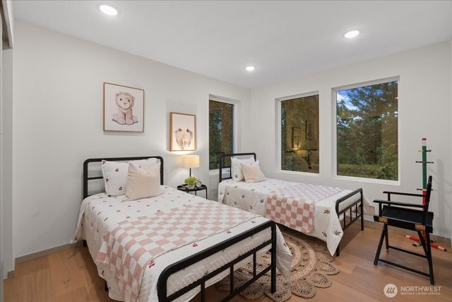 4104 49th Avenue SW, Seattle, WA 98116