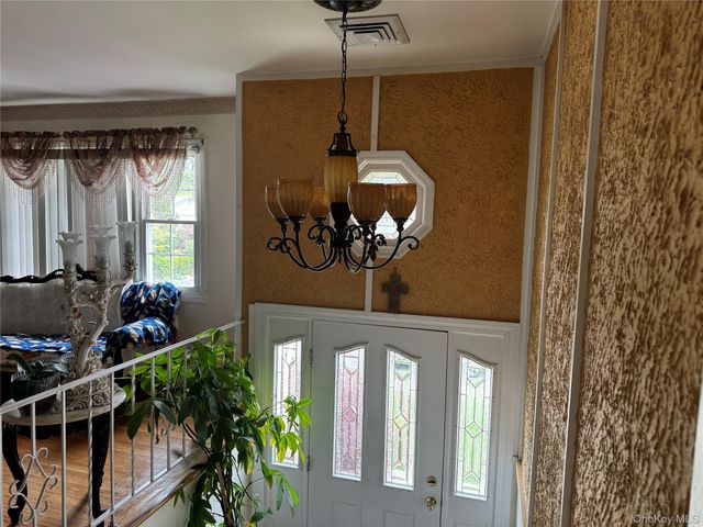 75 Picariello Drive, Haverstraw, NY 10927