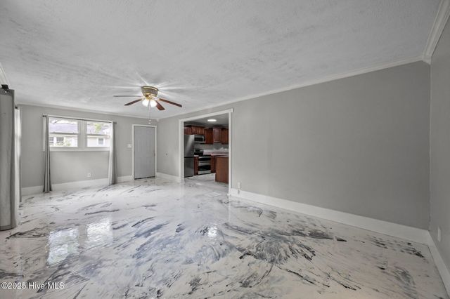 613 Maple Street, Jacksonville, NC 28540