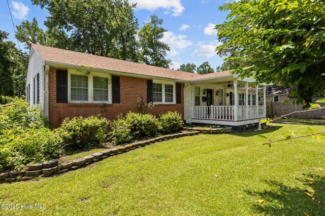 613 Maple Street, Jacksonville, NC 28540
