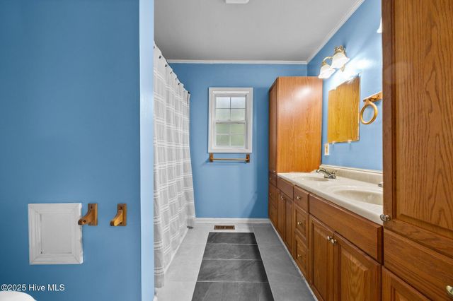 613 Maple Street, Jacksonville, NC 28540