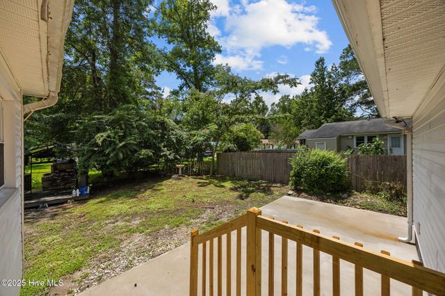 613 Maple Street, Jacksonville, NC 28540