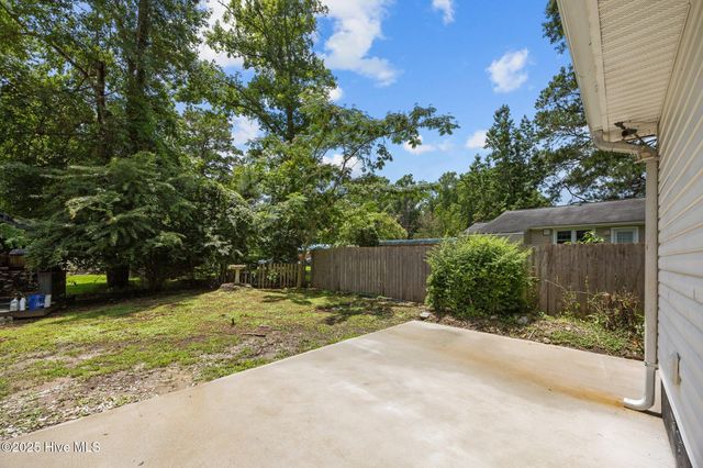 613 Maple Street, Jacksonville, NC 28540