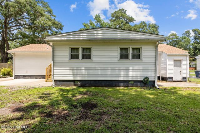 613 Maple Street, Jacksonville, NC 28540