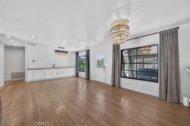 614 N Glendora Avenue, Glendora, CA 91741
