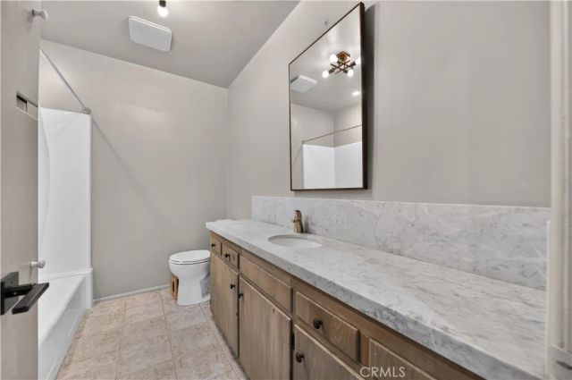 614 N Glendora Avenue, Glendora, CA 91741