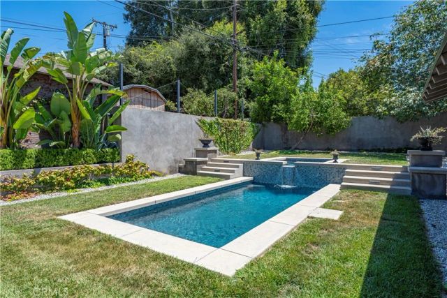 614 N Glendora Avenue, Glendora, CA 91741