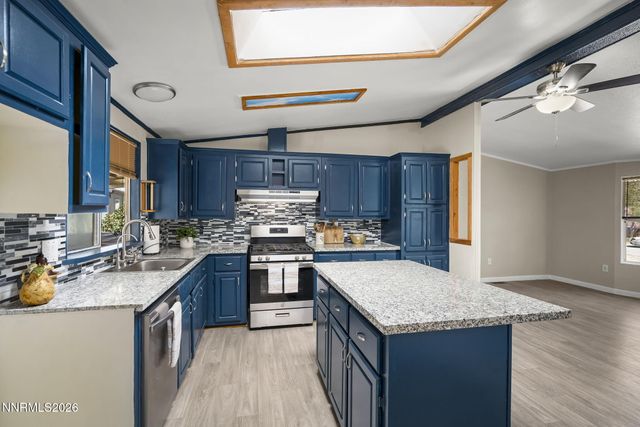4075 Bobolink Circle, Reno, NV 89508