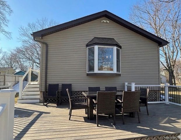 42 Wesley Avenue, Beacon, NY 12508