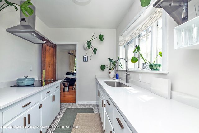 363 University Drive, East Lansing, MI 48823