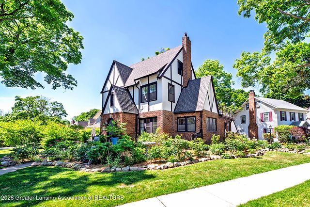 363 University Drive, East Lansing, MI 48823