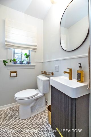 363 University Drive, East Lansing, MI 48823