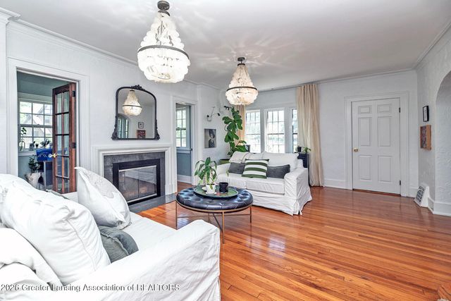 363 University Drive, East Lansing, MI 48823