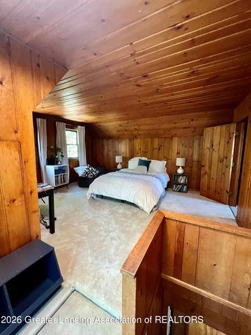 363 University Drive, East Lansing, MI 48823