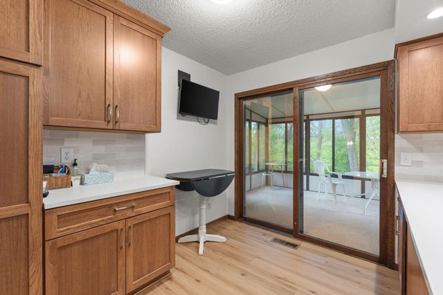 4382 Metcalf Drive, Eagan, MN 55122