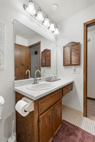 4382 Metcalf Drive, Eagan, MN 55122
